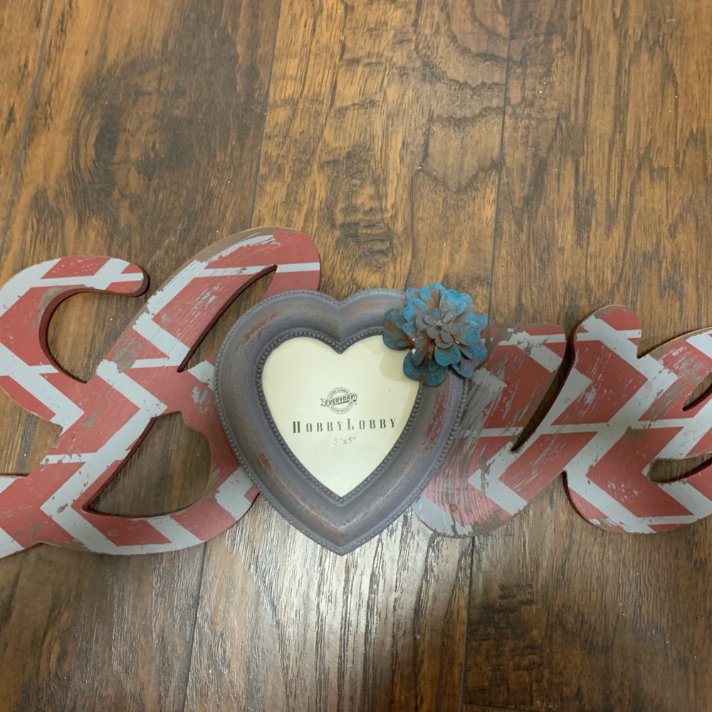 Love picture frame